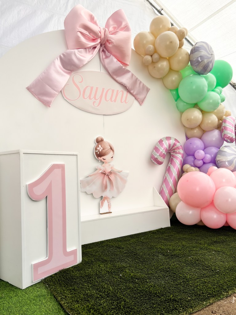 Custom luxury balloon installation in the Denver Metro Area. Kids Event Planner. Nutcracker theme for a first year old party